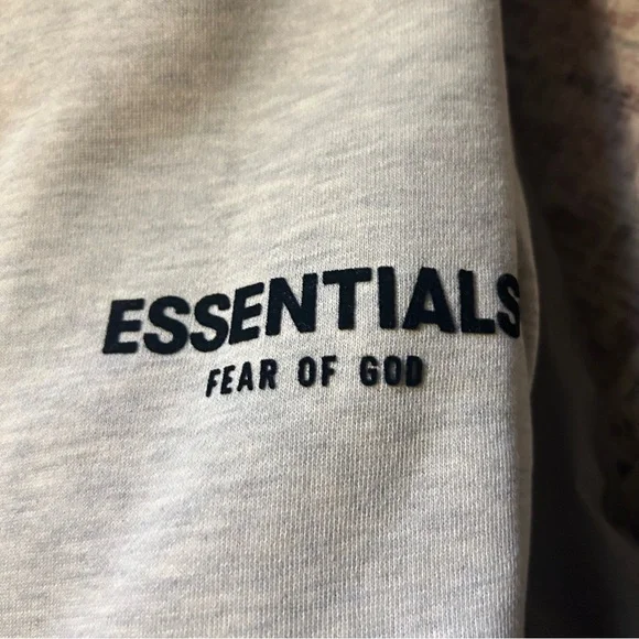 Fear of God Essentials Full Set, in Light Oatmeal, Size Medium, Unisex - Picture 8 of 15